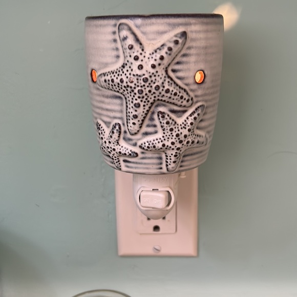 Scentsy Coastal Starfish mini warmer - Picture 2 of 2